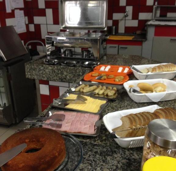 ホテル Mediterraneo