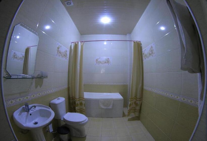 בית מלון כפרי Nurafshon Boutique