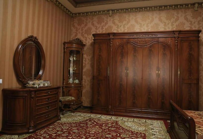 בית מלון כפרי Nurafshon Boutique