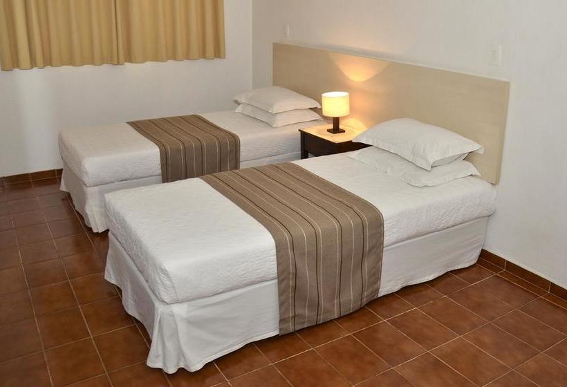 בית מלון כפרי Opala Estação