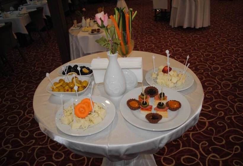 בית מלון כפרי Perama