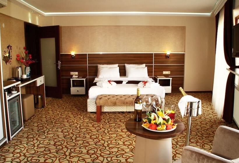 בית מלון כפרי Perama