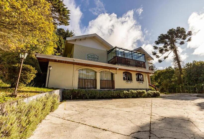 فندق Pousada Vila Floratta