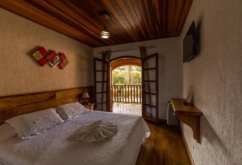 فندق Pousada Vila Floratta