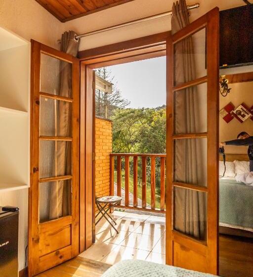 فندق Pousada Vila Floratta