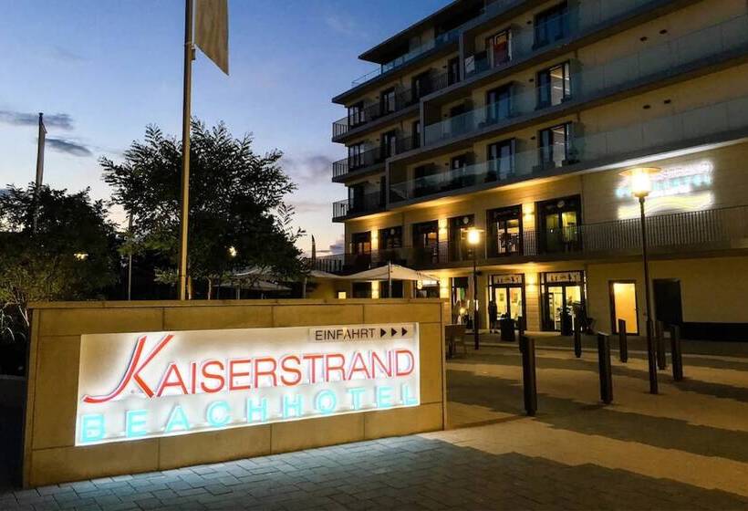 Seetelhotel Kaiserstrand Beach