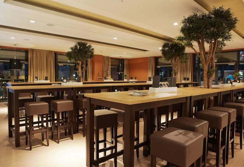 Seetelhotel Kaiserstrand Beach