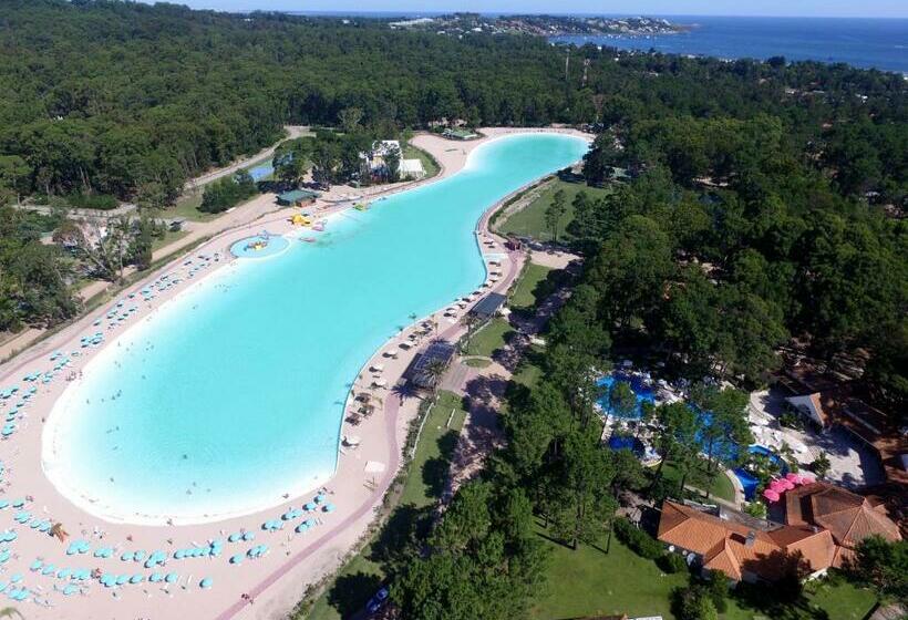 هتل Solanas Green Park & Crystal Beach