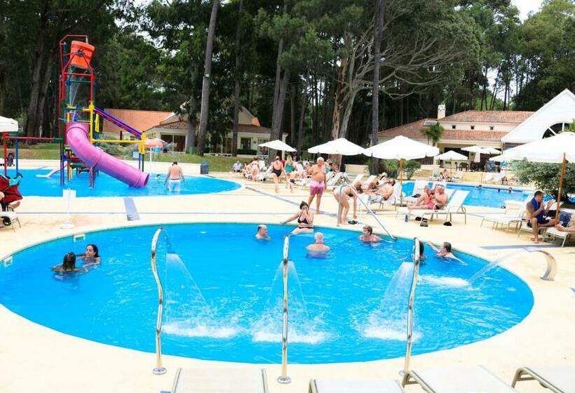 هتل Solanas Green Park & Crystal Beach