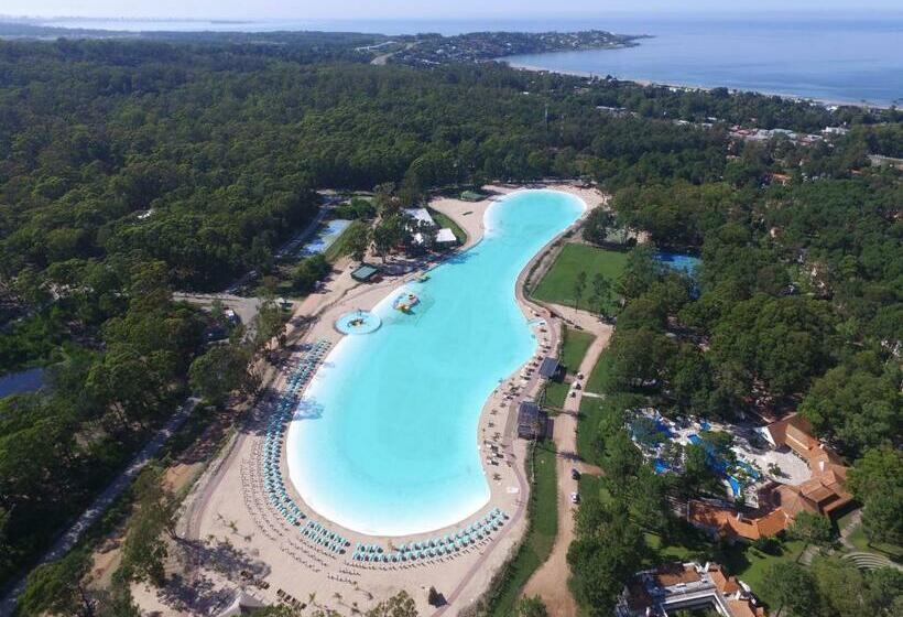 هتل Solanas Green Park & Crystal Beach