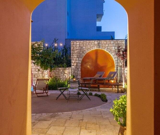 בית מלון כפרי Sperveri Boutique