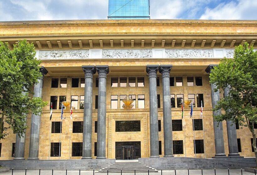 ホテル The Biltmore  Tbilisi
