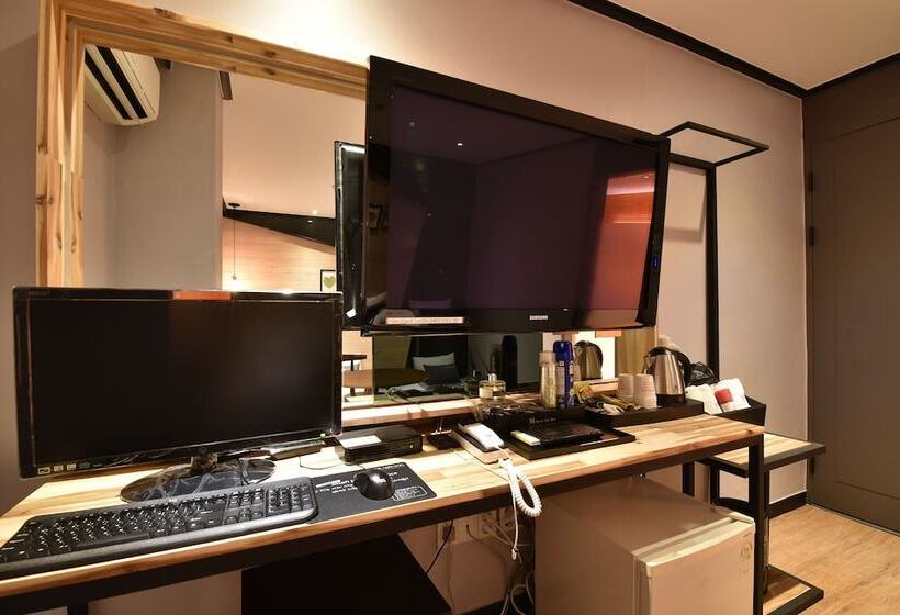 酒店 The May Gimhae