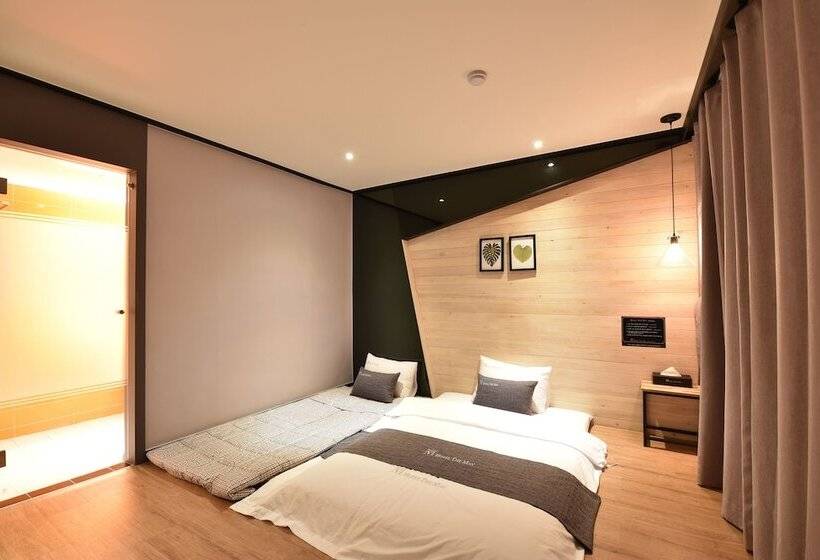 酒店 The May Gimhae