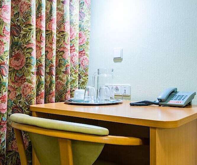 فندق Tourist Minsk