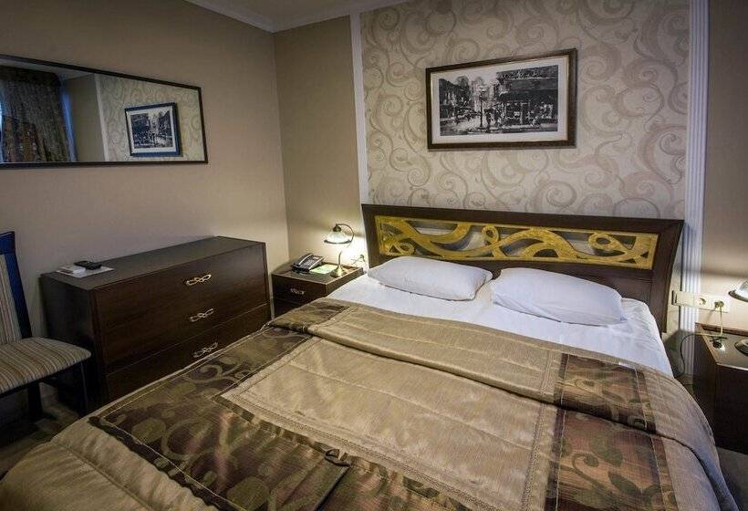 فندق Tourist Minsk