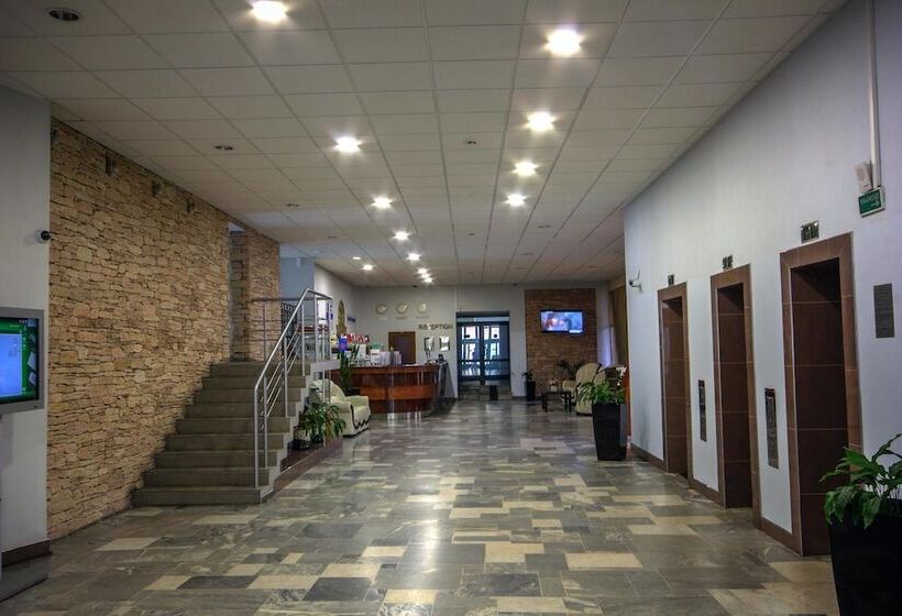 فندق Tourist Minsk