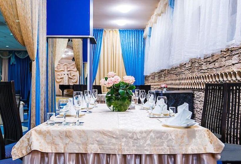 فندق Tourist Minsk