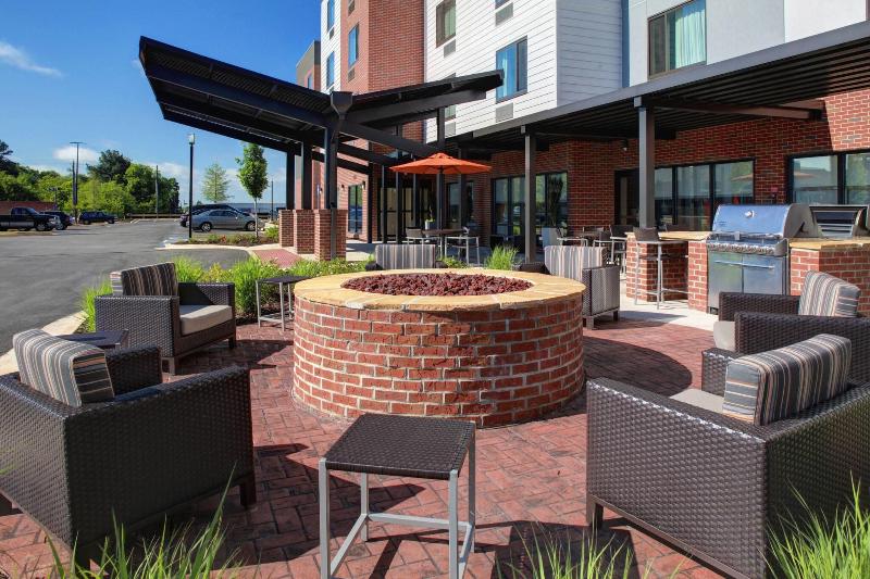 ホテル Towneplace Suites By Marriott Macon Mercer University