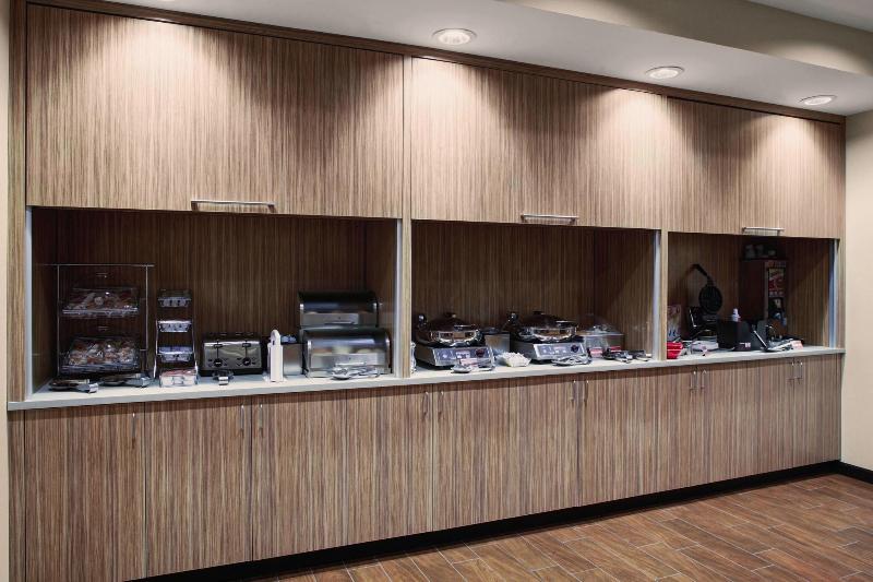 هتل Towneplace Suites By Marriott Macon Mercer University