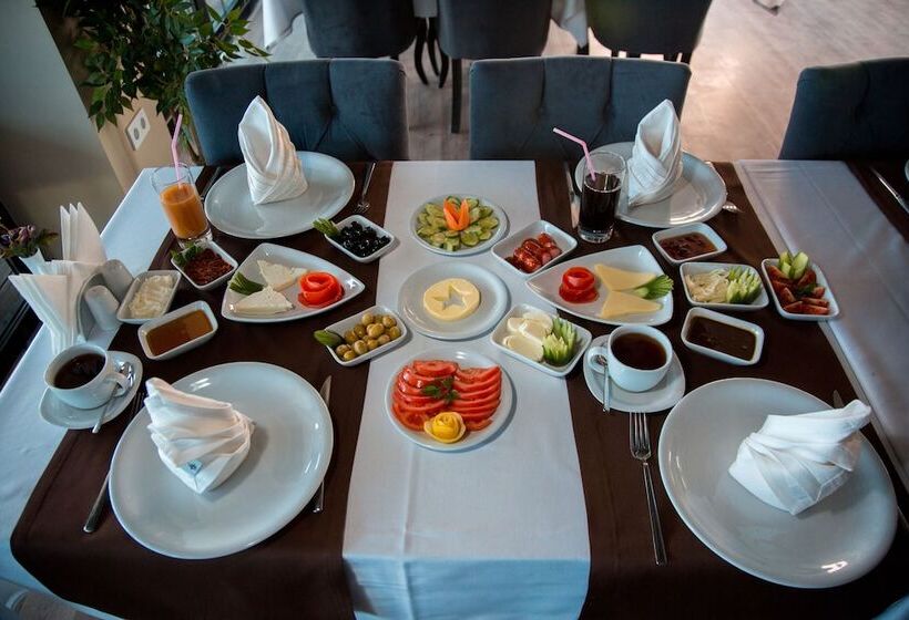 Отель Turkuaz Beach