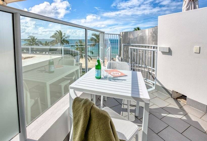 On The Beach Noosa Resort