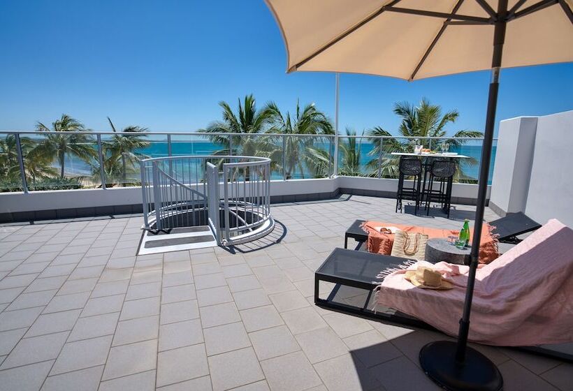 On The Beach Noosa Resort