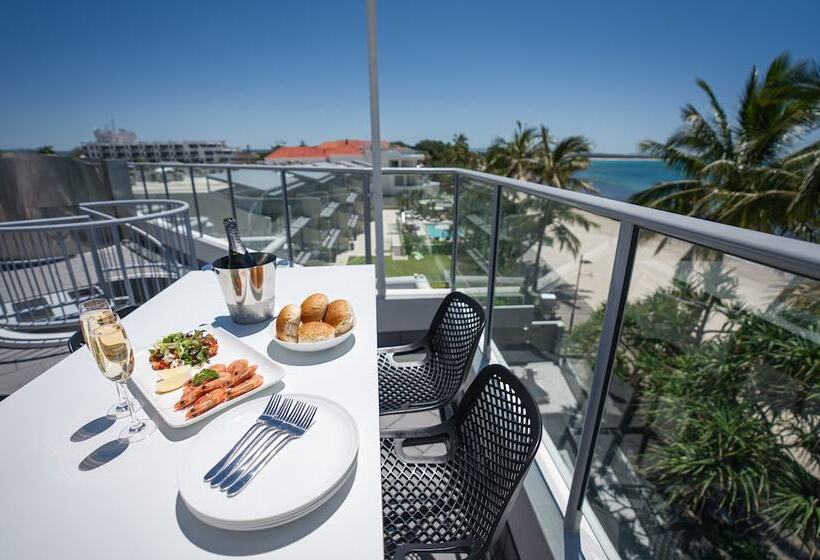 On The Beach Noosa Resort