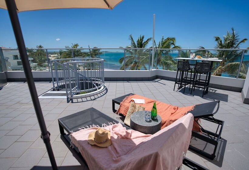 On The Beach Noosa Resort