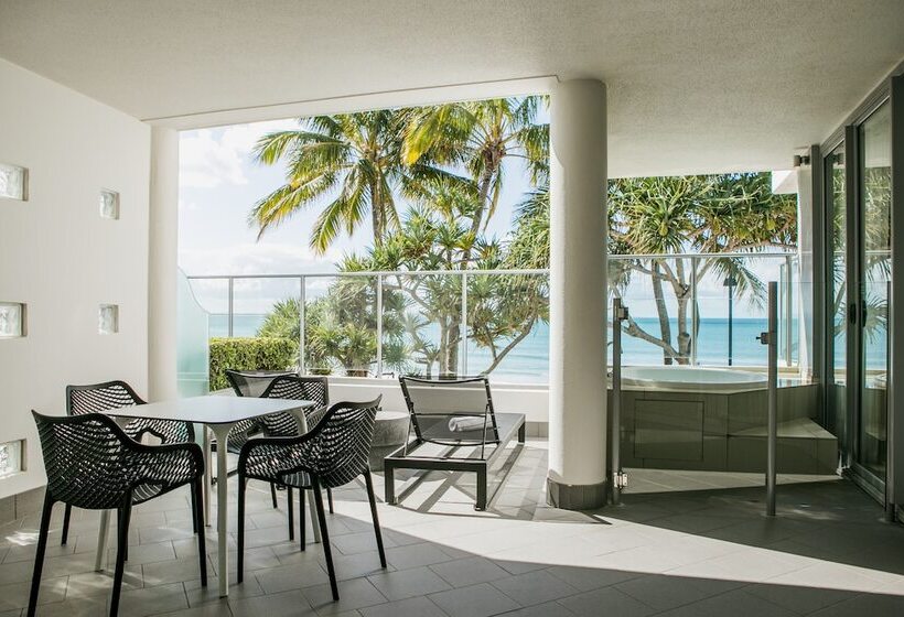 On The Beach Noosa Resort