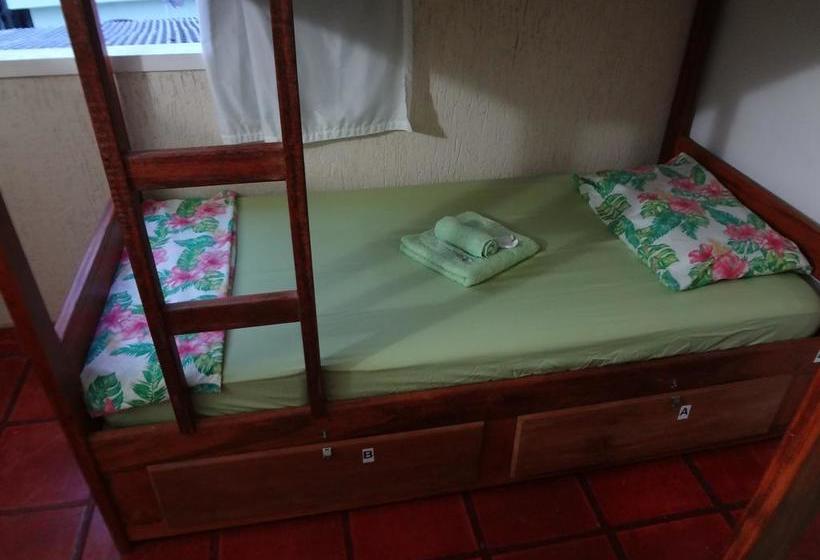 Herberge Paradise Suítes