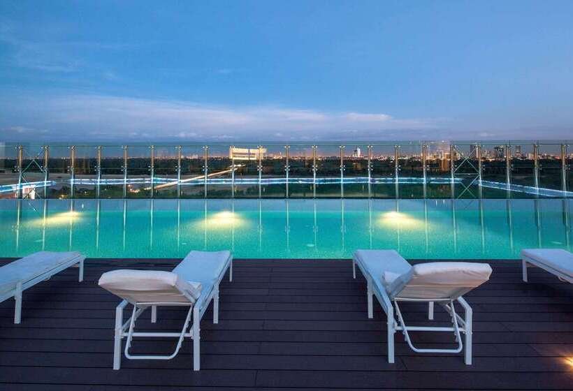 Radisson Hotel Santa Cruz