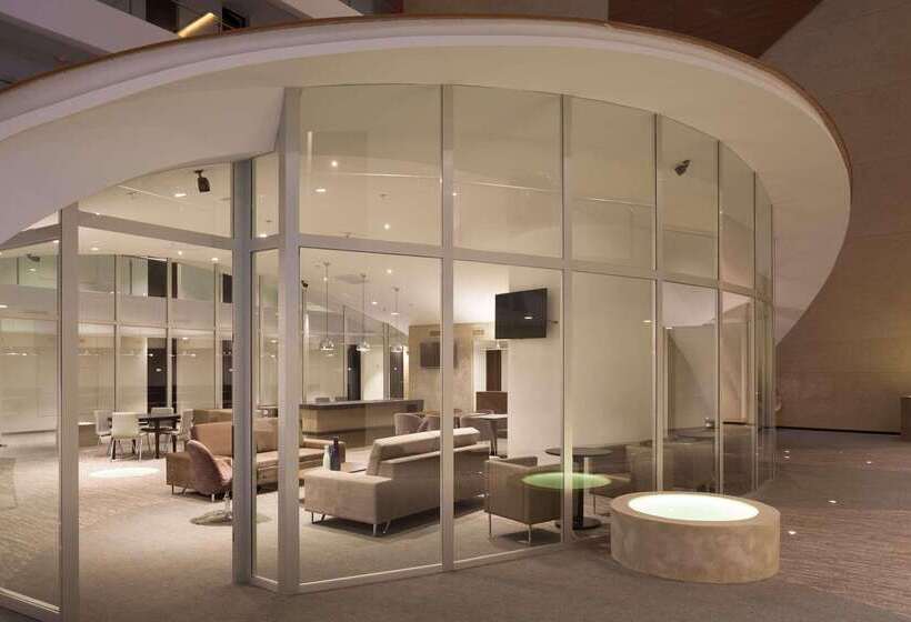 Radisson Hotel Santa Cruz