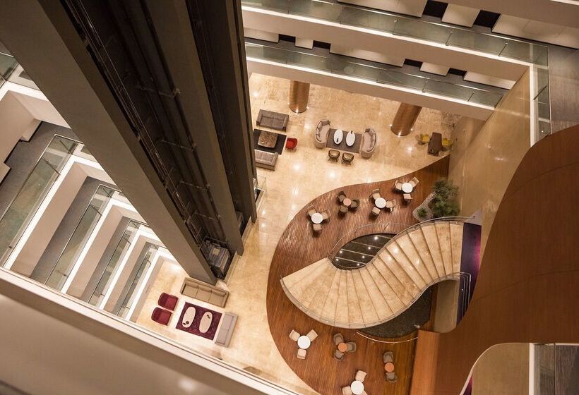 Radisson Hotel Santa Cruz