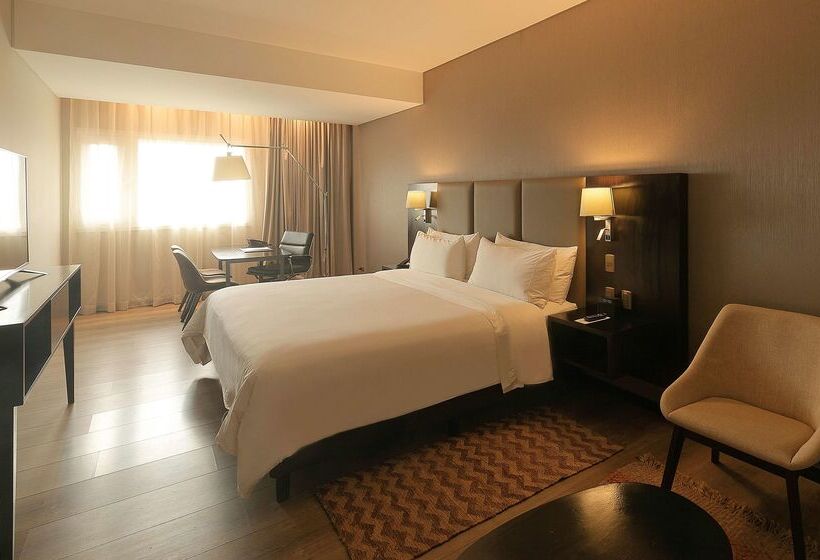 Radisson Hotel Santa Cruz