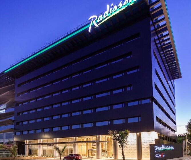Radisson Hotel Santa Cruz