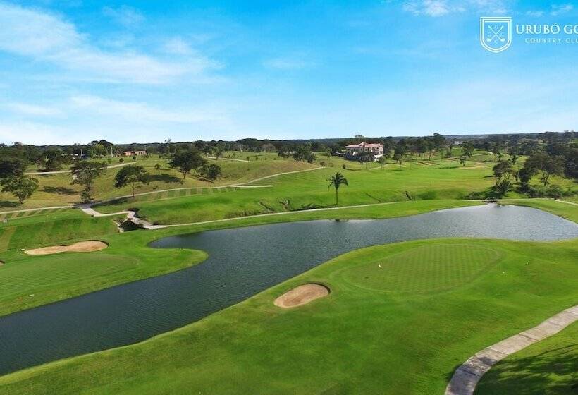 Radisson Hotel Santa Cruz