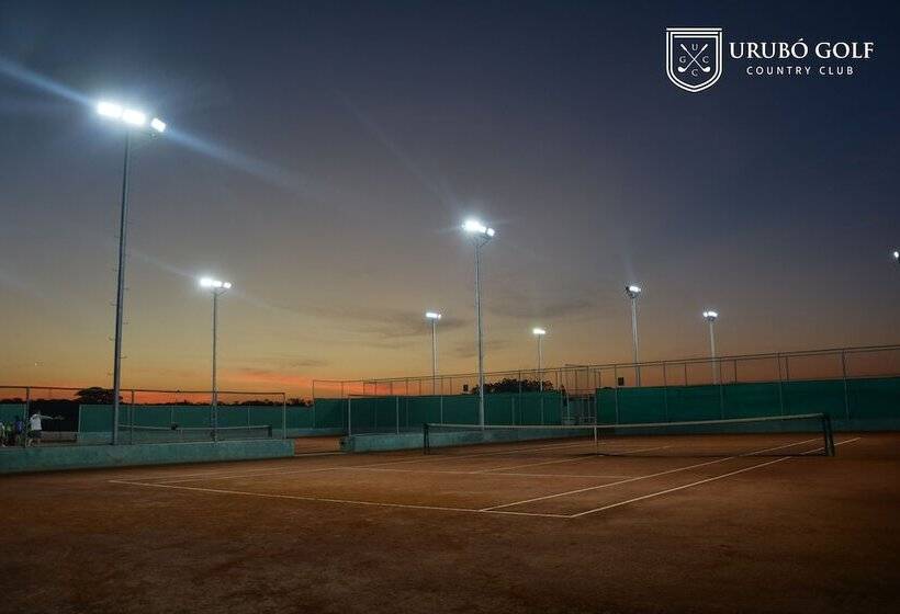 Radisson Hotel Santa Cruz