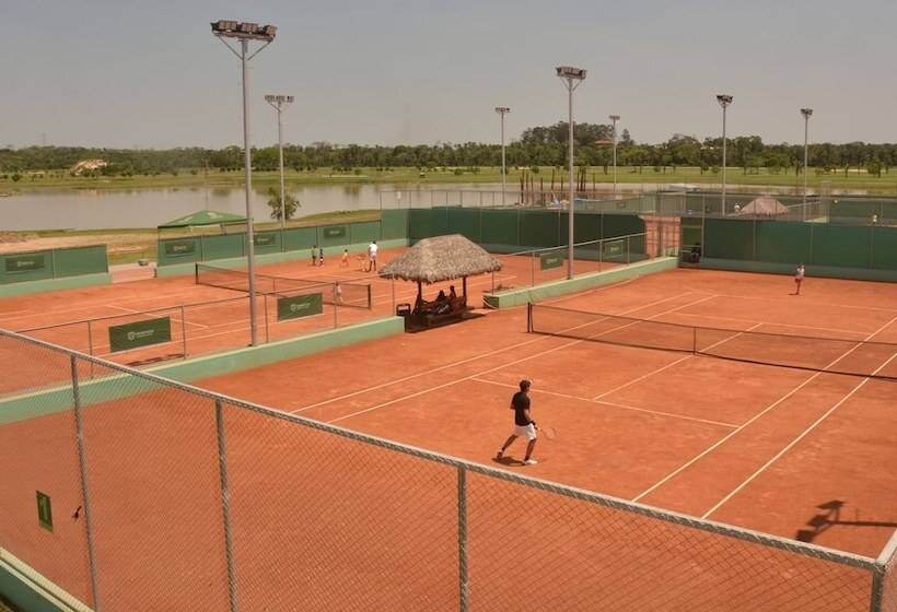 Radisson Hotel Santa Cruz