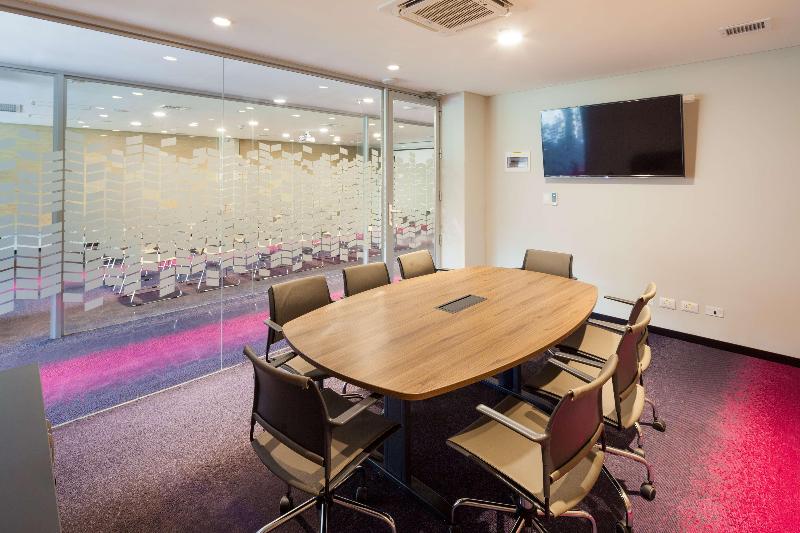 Radisson Hotel Santa Cruz