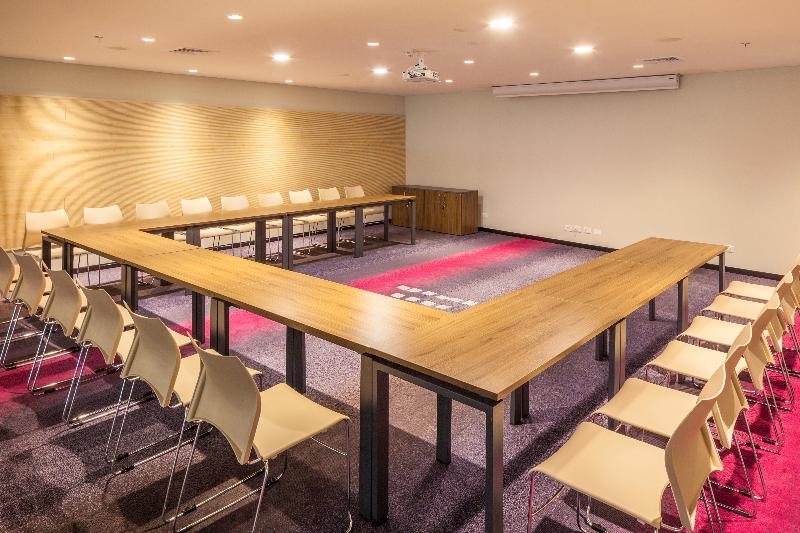 Radisson Hotel Santa Cruz