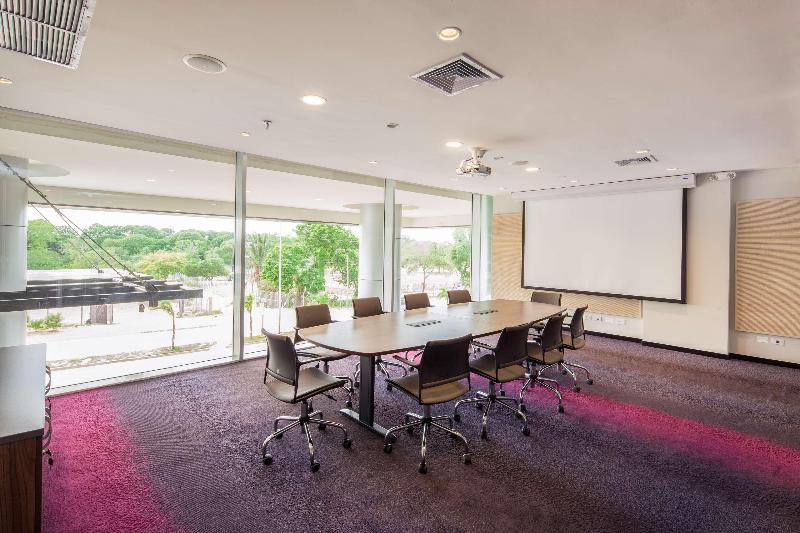 Radisson Hotel Santa Cruz