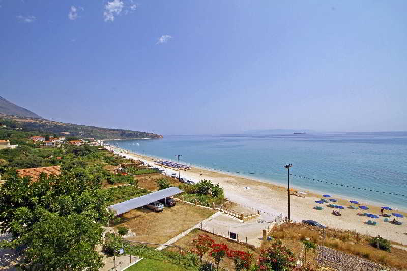 Rosa’s Beach Studios