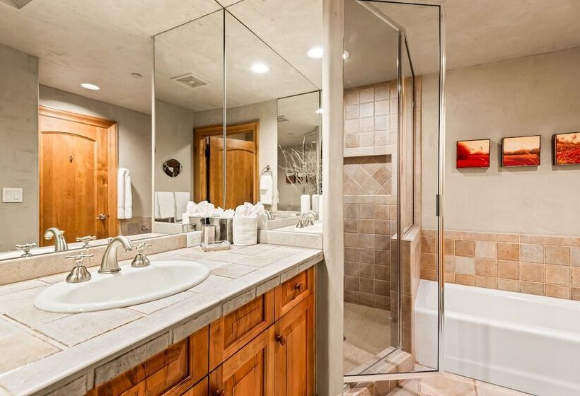 Owl Creek Snowmass By Frias