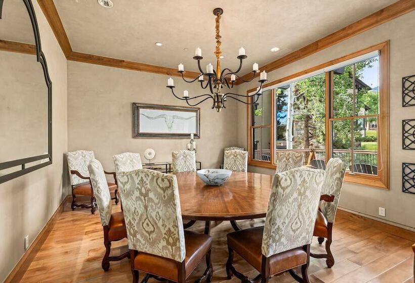 Owl Creek Snowmass By Frias