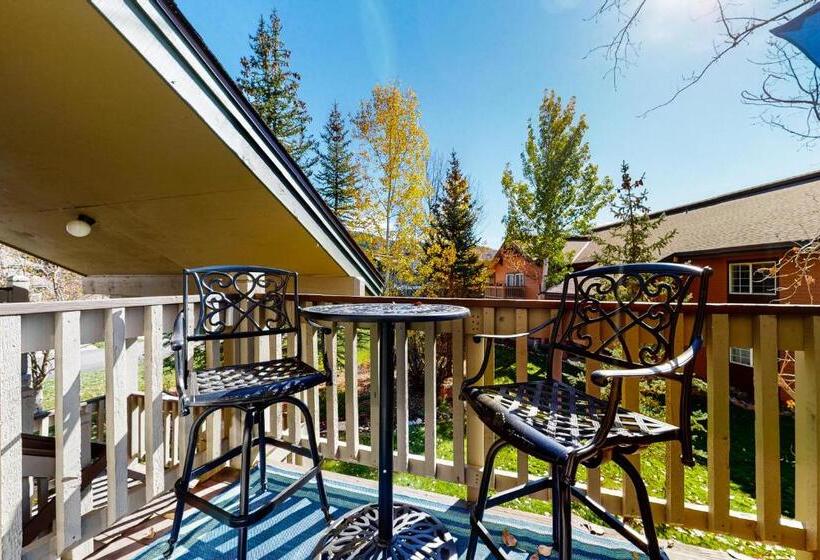 Villas At Walton Creek 1476