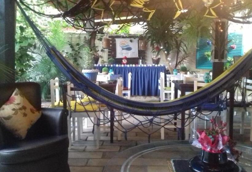 הוסטל Brumar Inn