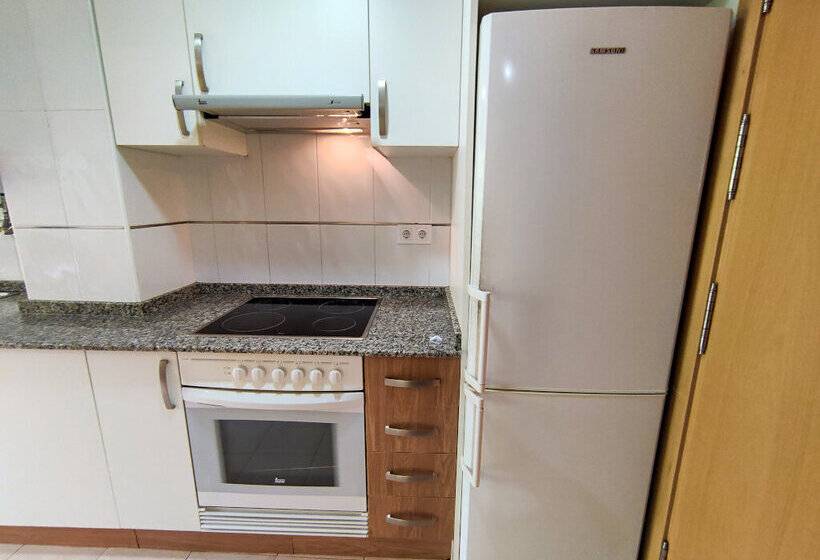 Apartamentos Gandia Universidad 3000