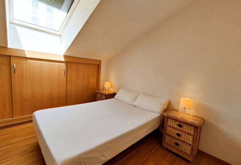 Apartamentos Gandia Universidad 3000