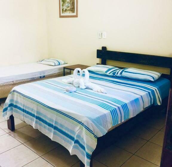 민박 Calumar Guest House